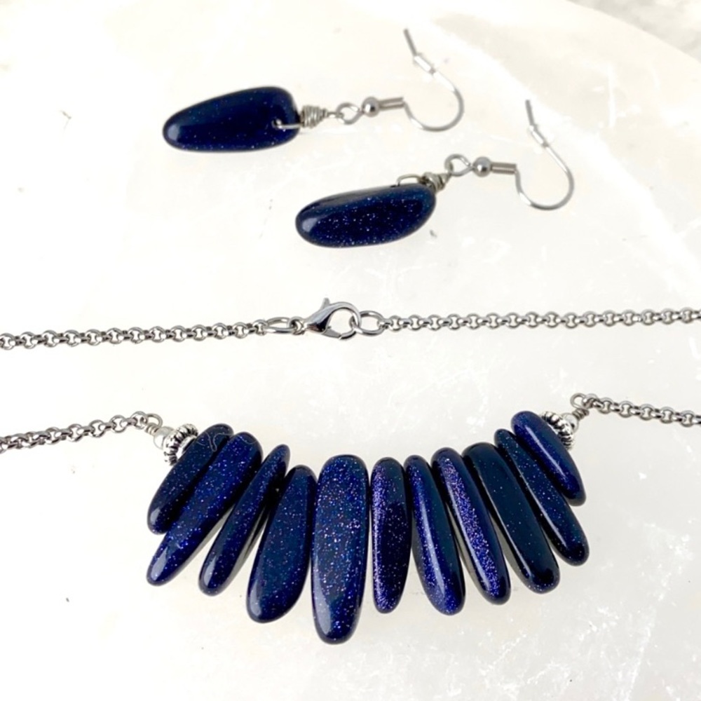 Blue midnight goldstone necklace & earrings set - Picture 1 of 9